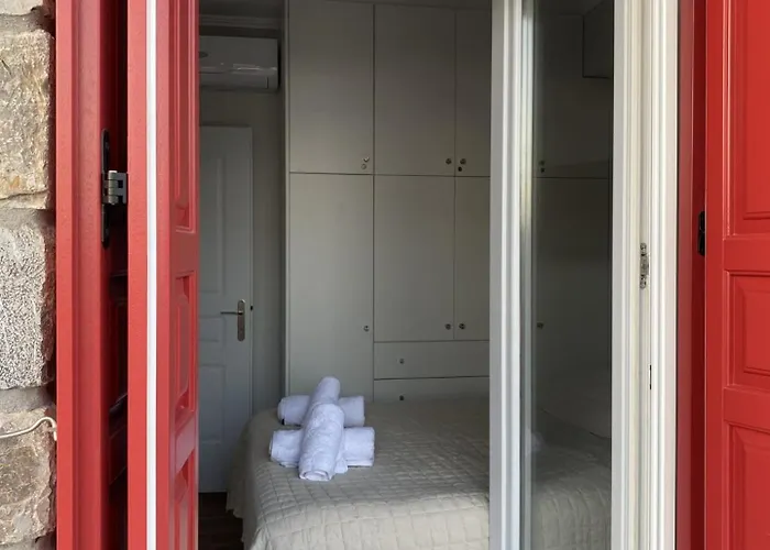 Rodonas-Apartments